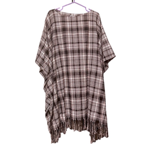 DKNY poncho - Picture 1 of 8